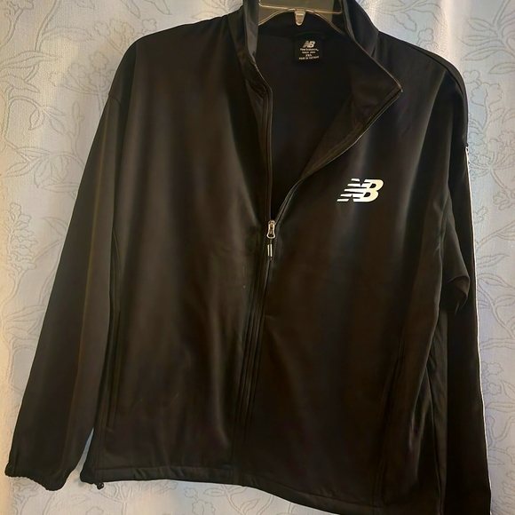 New Balance Zip Up Jacket - Picture 4 of 8
